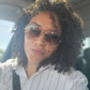 Meet your Posher, Michele